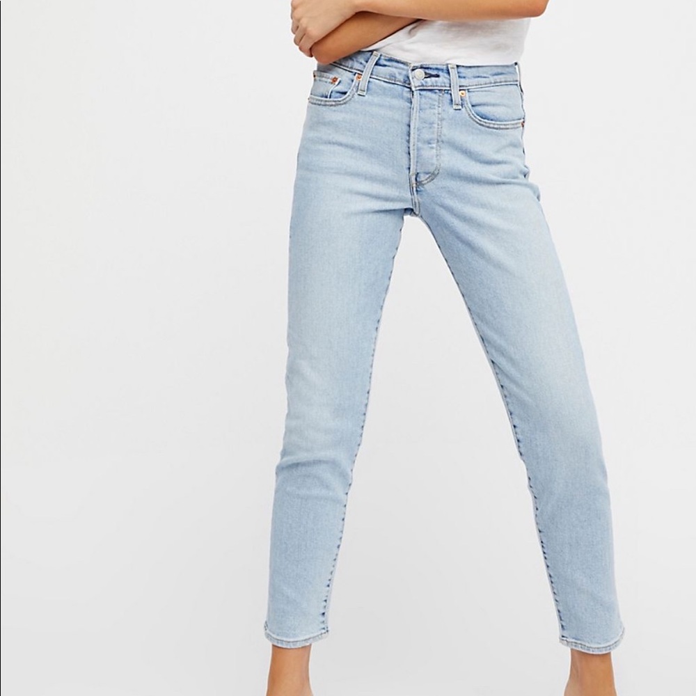 Levi’s icon wedgie fit jeans in bauhaus blue